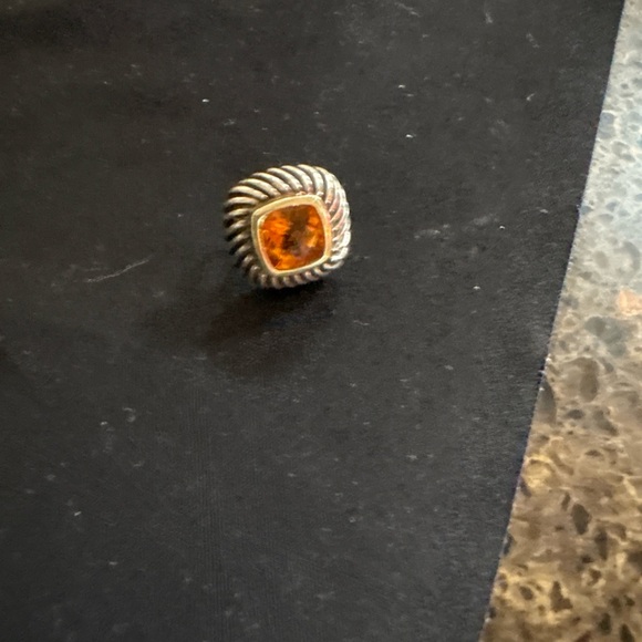 David Yurman Albion Earrings - Picture 2 of 4